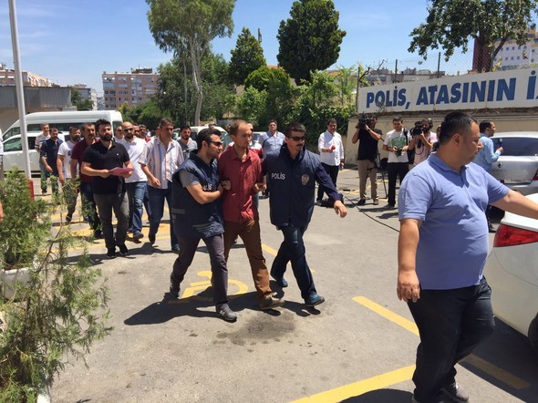 İşte Atalay Filiz'in çantasından çıkanlar 8