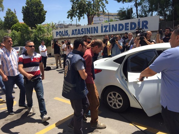 İşte Atalay Filiz'in çantasından çıkanlar 9