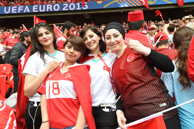 Türkler Fransa'yı fethetti! 54