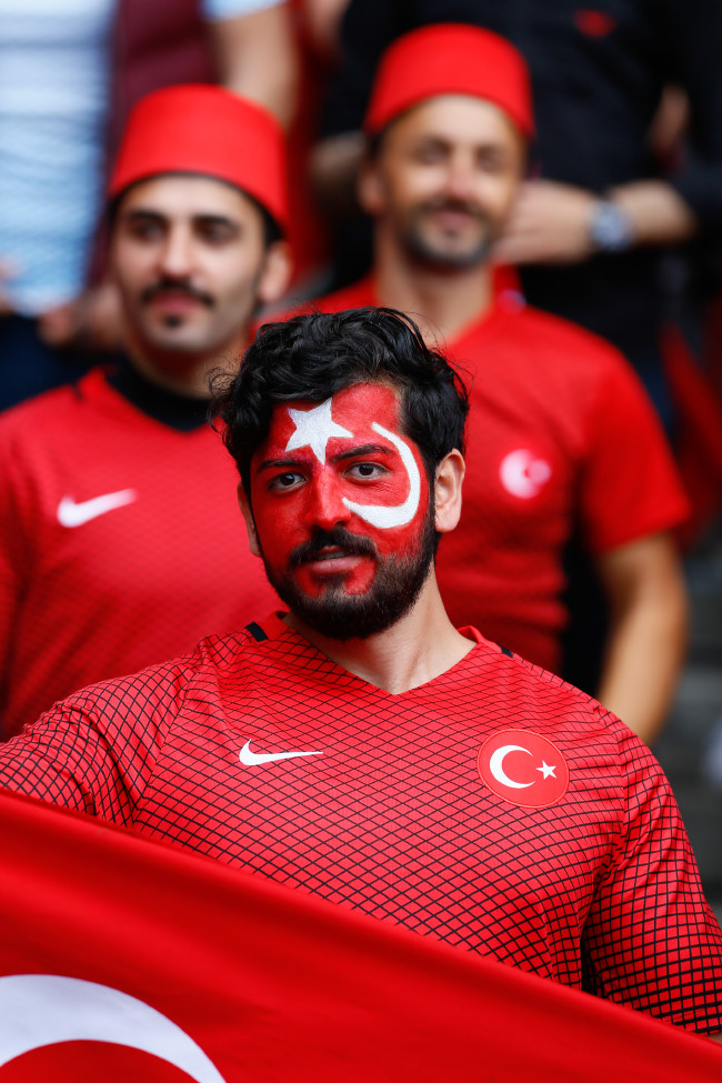 Türkler Fransa'yı fethetti! 49