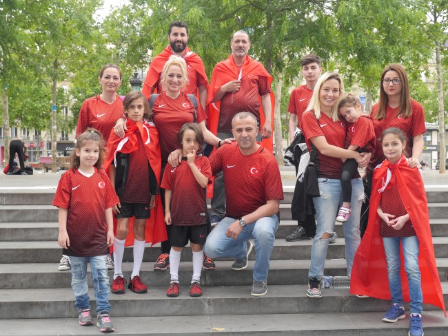 Türkler Fransa'yı fethetti! 17