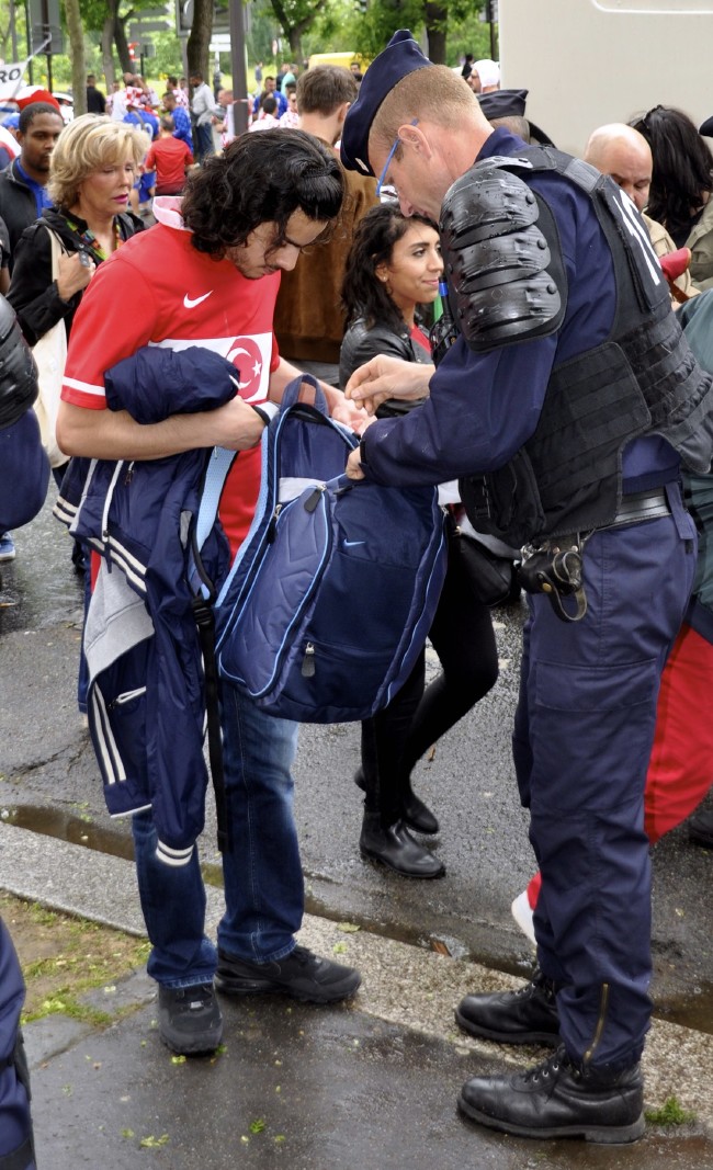 Türkler Fransa'yı fethetti! 20