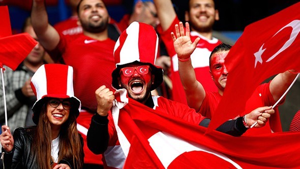 Türkler Fransa'yı fethetti! 3