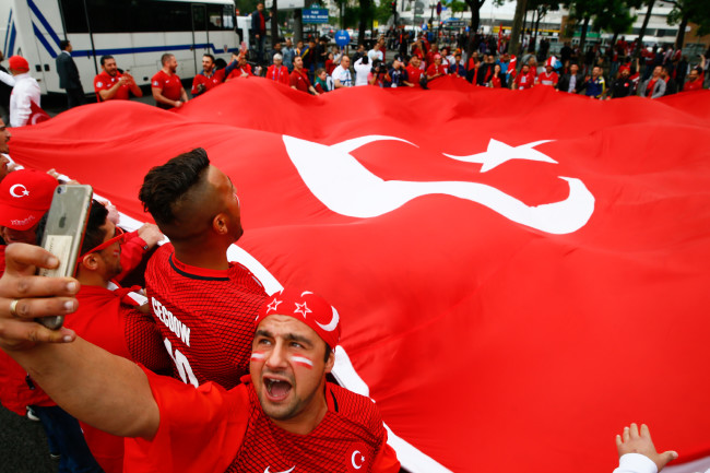 Türkler Fransa'yı fethetti! 30