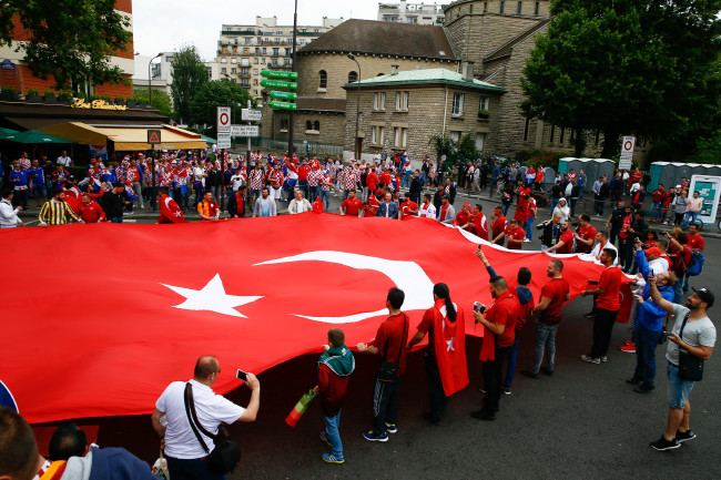 Türkler Fransa'yı fethetti! 31