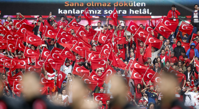 Türkler Fransa'yı fethetti! 59