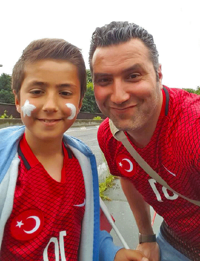 Türkler Fransa'yı fethetti! 10