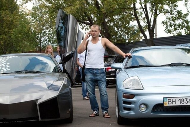 Evinde Lamborghini yaptı 42