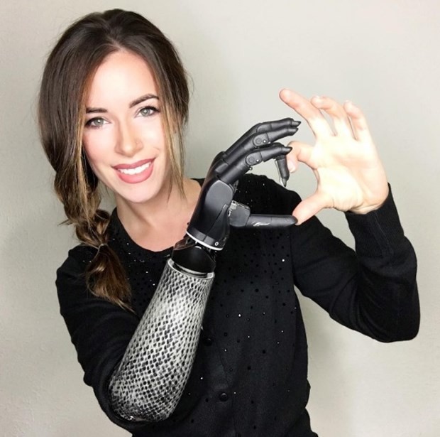 Tek kollu model Rebekah Marine 10