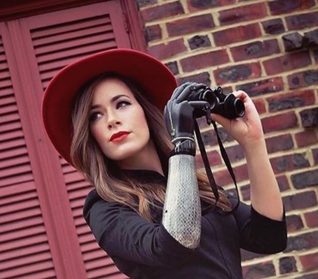 Tek kollu model Rebekah Marine 7