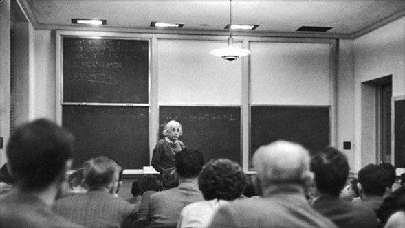 Einstein'in bilinmeyen yönleri 42