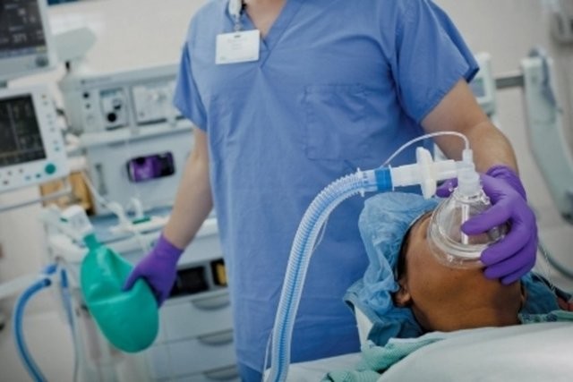 Ameliyat ortasında dehşete uyanmak 31