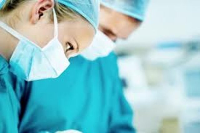 Ameliyat ortasında dehşete uyanmak 33