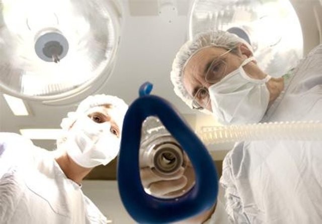 Ameliyat ortasında dehşete uyanmak 53