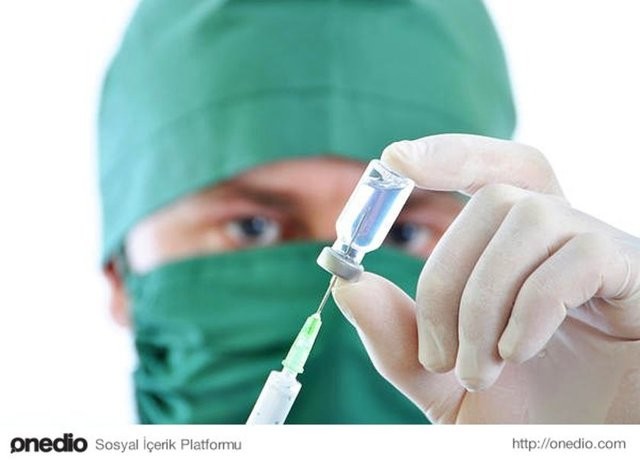 Ameliyat ortasında dehşete uyanmak 65