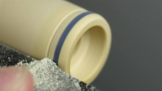 Yetenekli teklif uzmanları 65