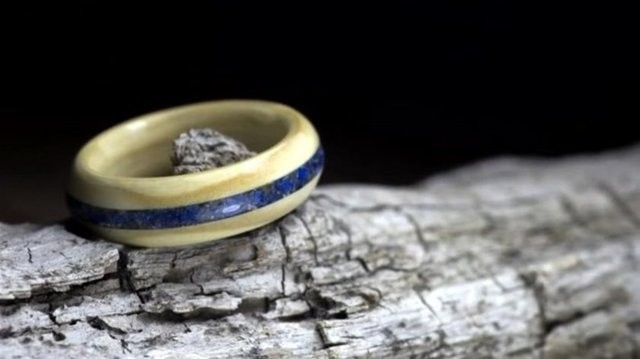 Yetenekli teklif uzmanları 90