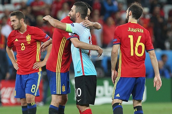 Arda ve taraftarlar arasında gerginlik 5