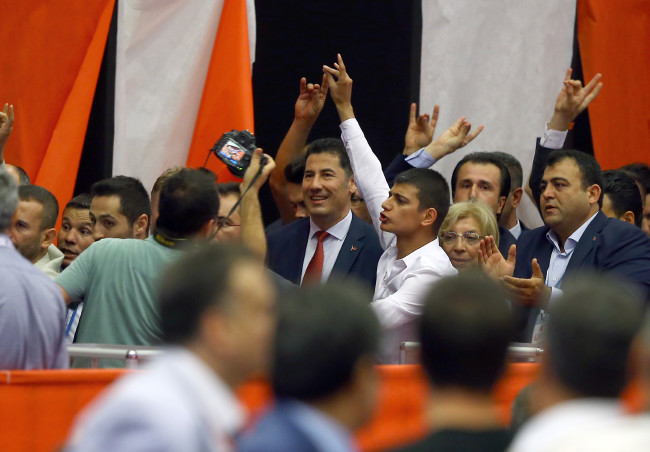 MHP kurultayı toplandı 14