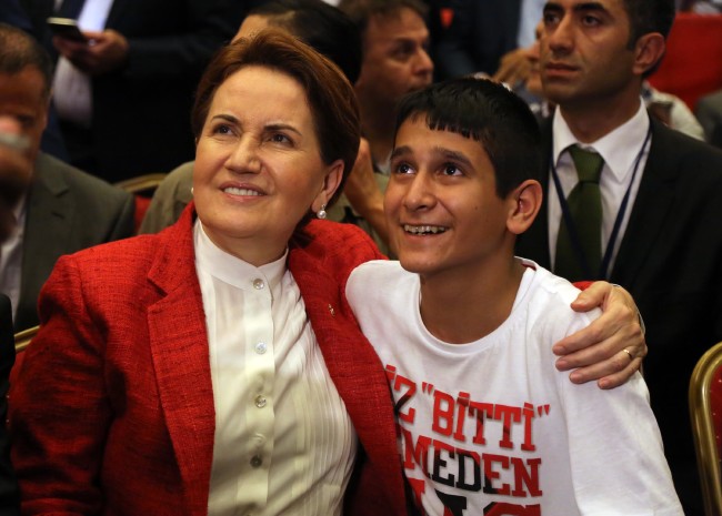 MHP kurultayı toplandı 17