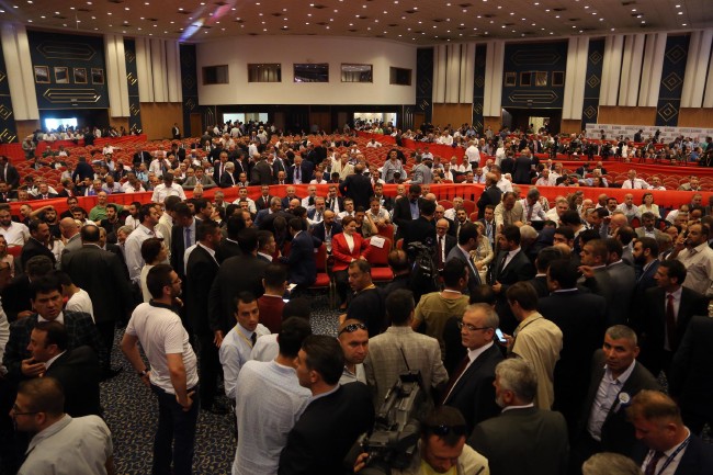 MHP kurultayı toplandı 18