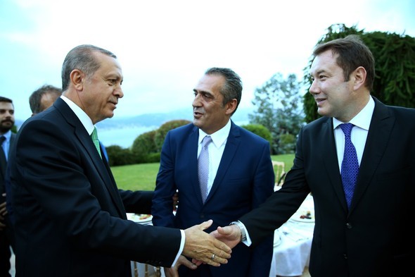 Erdoğan ünlülerle iftar yemeğinde buluştu 18