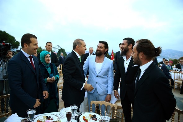 Erdoğan ünlülerle iftar yemeğinde buluştu 29