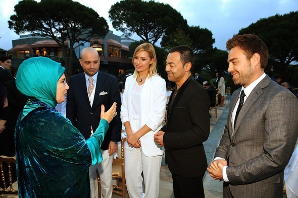 Erdoğan ünlülerle iftar yemeğinde buluştu 6