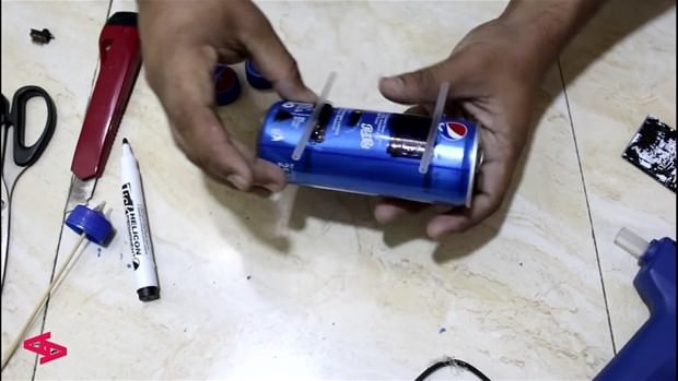 Sadece bir kola kutusuydu... 20