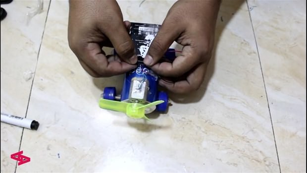 Sadece bir kola kutusuydu... 37