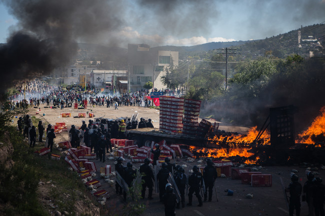 Meksika'da eğitim reformu protestosu 12