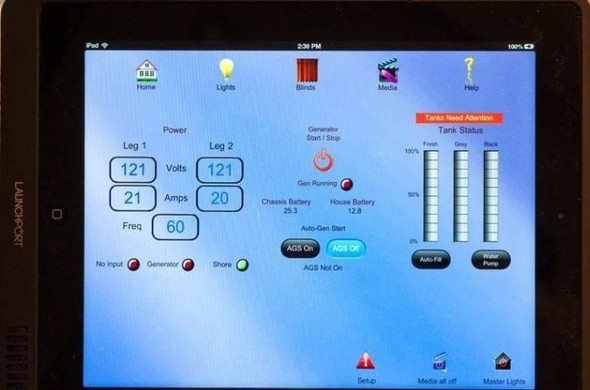 Yürüyen saray inşa etti 12