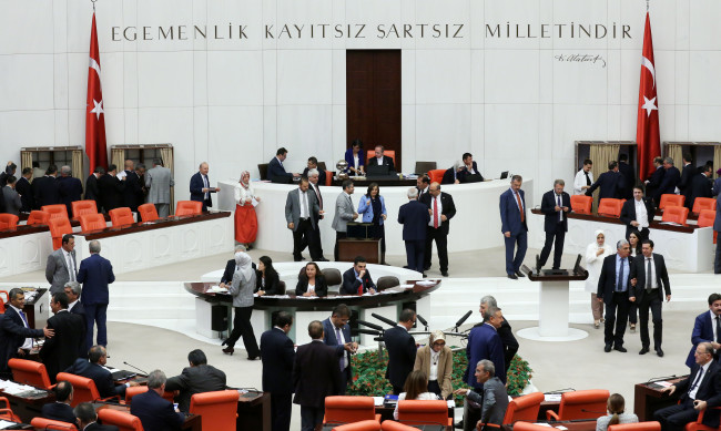 Binali Yıldırım'dan sürpriz 16