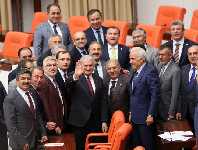 Binali Yıldırım'dan sürpriz 3