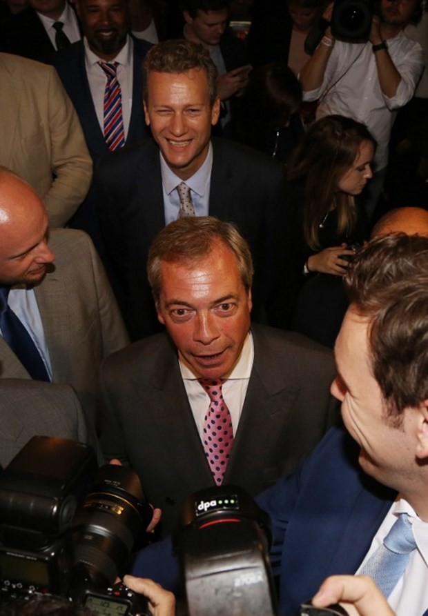 Brexit yeni lider doğurdu 3