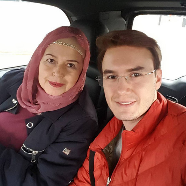 Ünlülerin anneleri 10