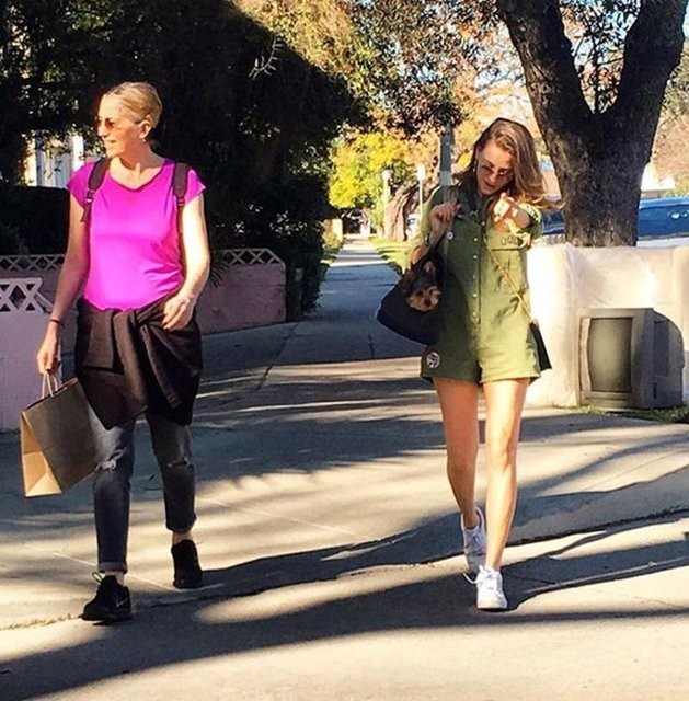 Ünlülerin anneleri 16