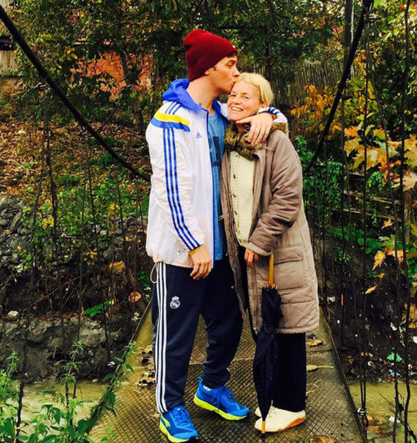 Ünlülerin anneleri 27