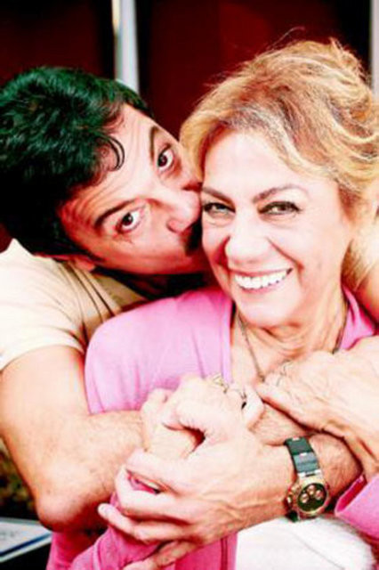 Ünlülerin anneleri 51