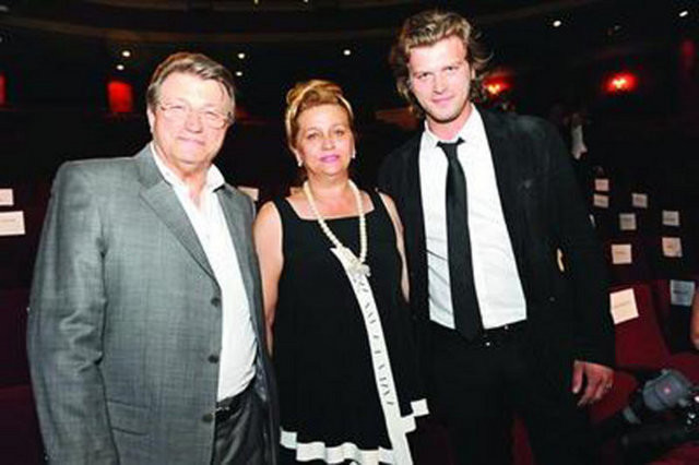 Ünlülerin anneleri 52