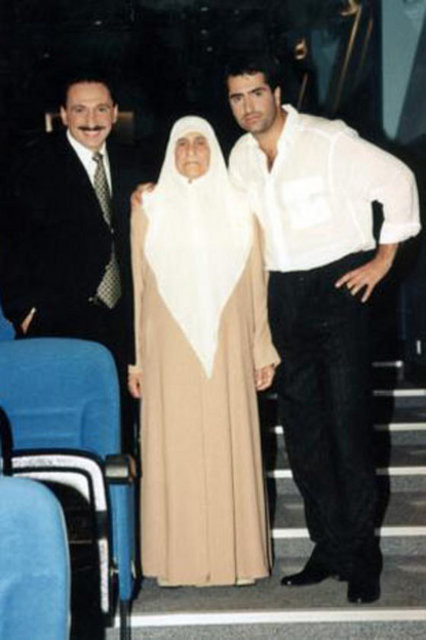 Ünlülerin anneleri 54