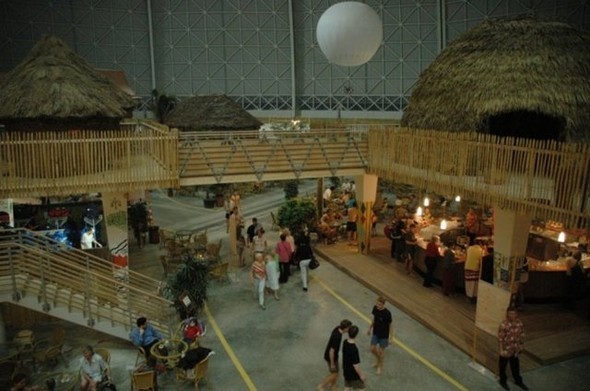 Dışı hangar içi cennet! 16