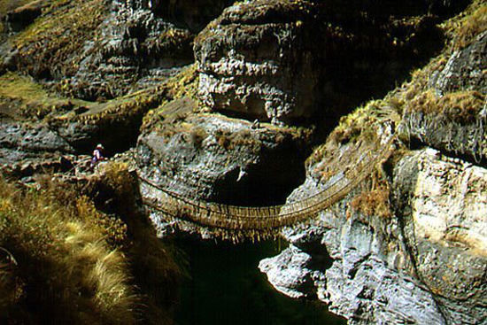 Cam köprü balyozlarla test edildi 70