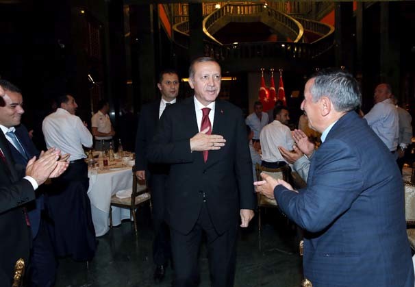 Beştepe'de esnaf iftarı 13