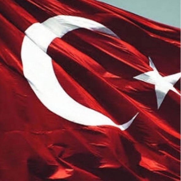 Ünlülerden İstanbul saldırısı paylaşımları 6