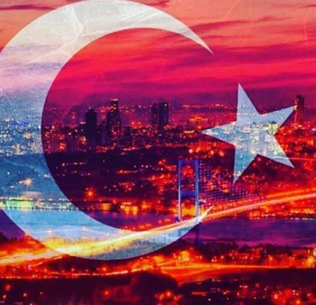 Ünlülerden İstanbul saldırısı paylaşımları 25