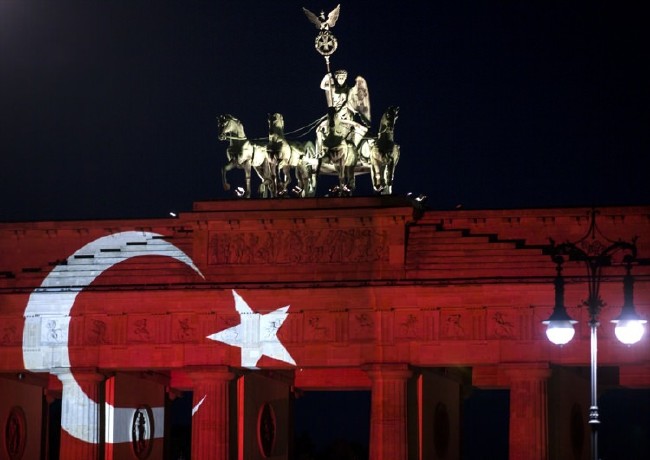 Türkiye'ye destek yağdı 12