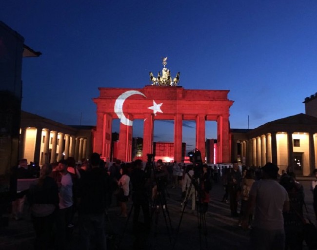 Türkiye'ye destek yağdı 8