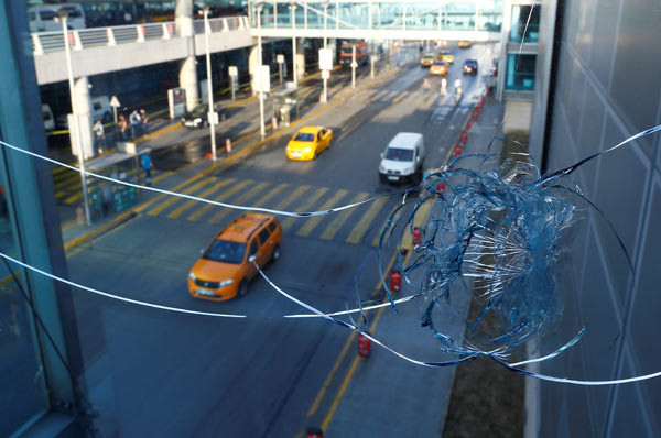 Atatürk Havalimanı'nda canlı bomba saldırısında ölenlerin kimlikleri 61