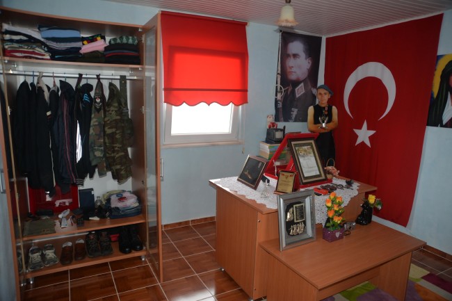 Şehit oğlunun anılarını müzede yaşatıyor 15